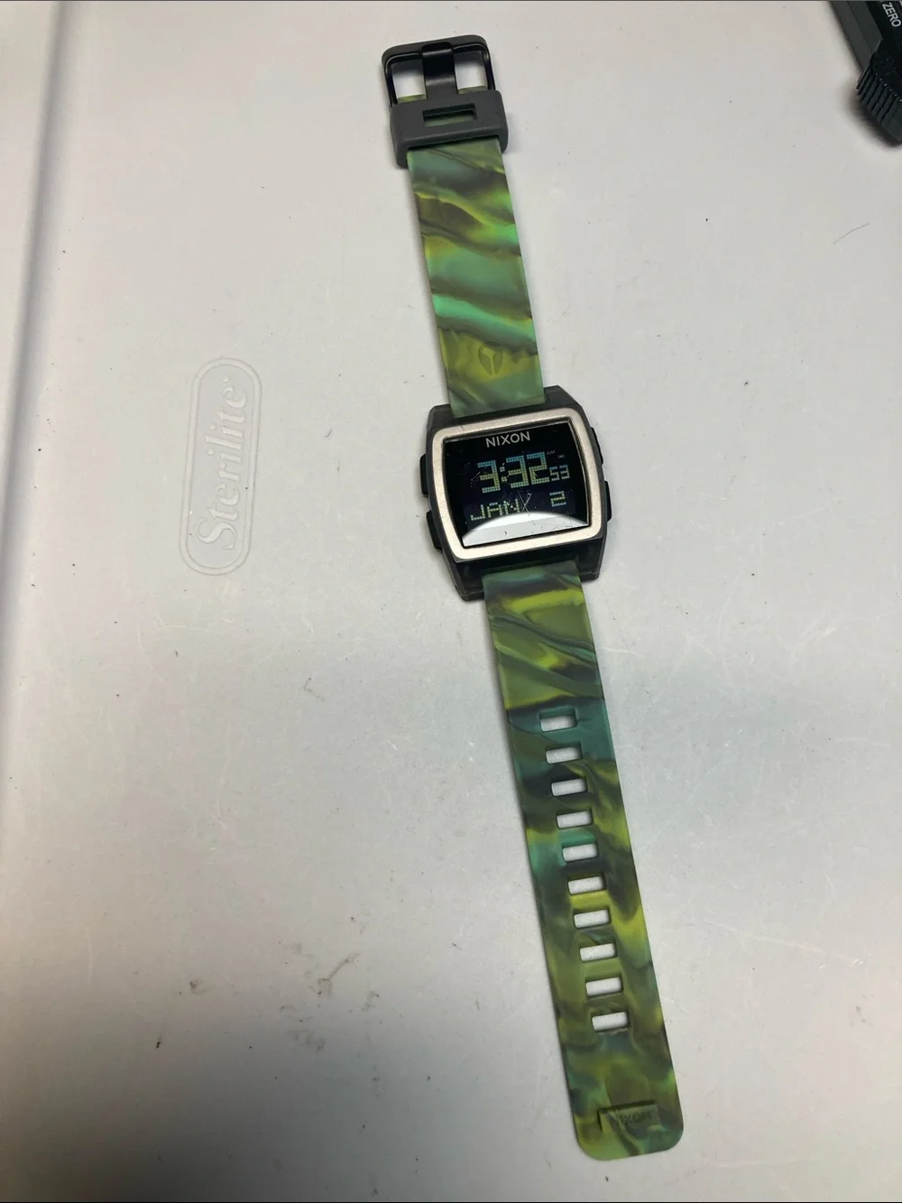 Nixon Base Tide, jellyfish glow in dark strap, translucent case, new battery